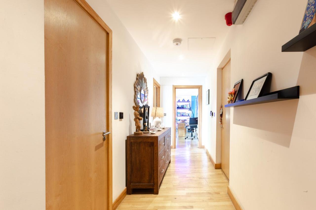Beautiful Central Home For 6 Near Olympic Park And Abba Theatre ロンドン エクステリア 写真