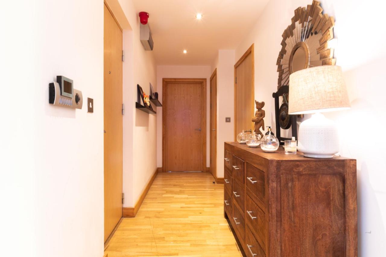 Beautiful Central Home For 6 Near Olympic Park And Abba Theatre ロンドン エクステリア 写真