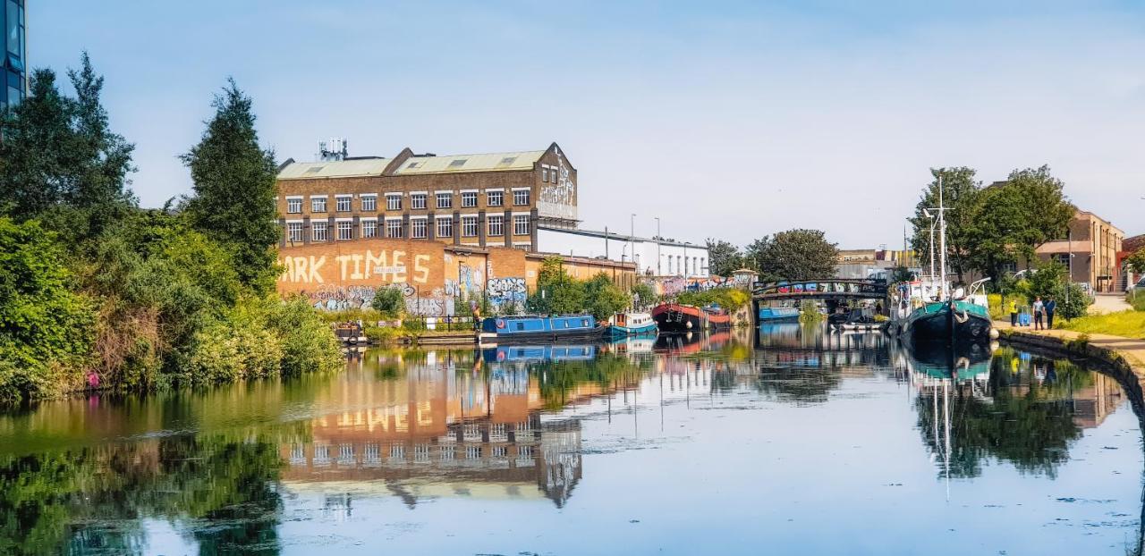 Beautiful Central Home For 6 Near Olympic Park And Abba Theatre ロンドン エクステリア 写真
