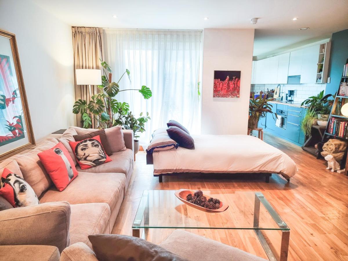 Beautiful Central Home For 6 Near Olympic Park And Abba Theatre ロンドン エクステリア 写真
